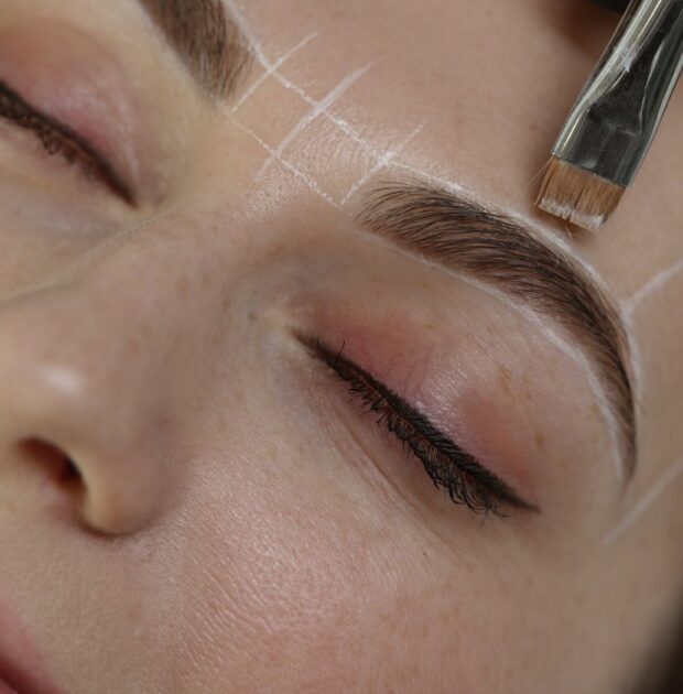 Augenbrauen Divina Beauty Heidenheim an der Brenz Wimpern & Augenbrauen