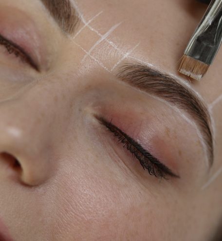 Augenbrauen Divina Beauty Heidenheim an der Brenz Wimpern & Augenbrauen
