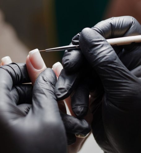 Hand- & Fußpflege Divina Beauty